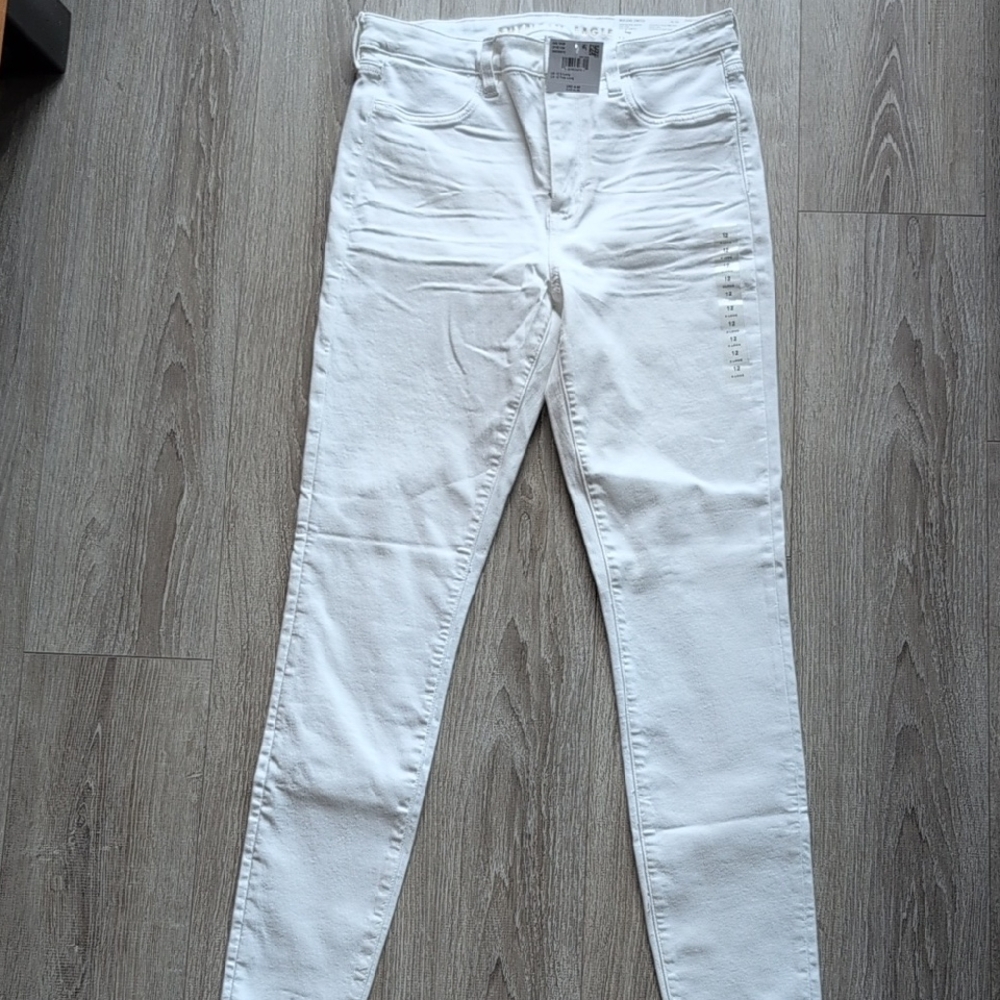 American Eagle Women's White Skinny Jeans